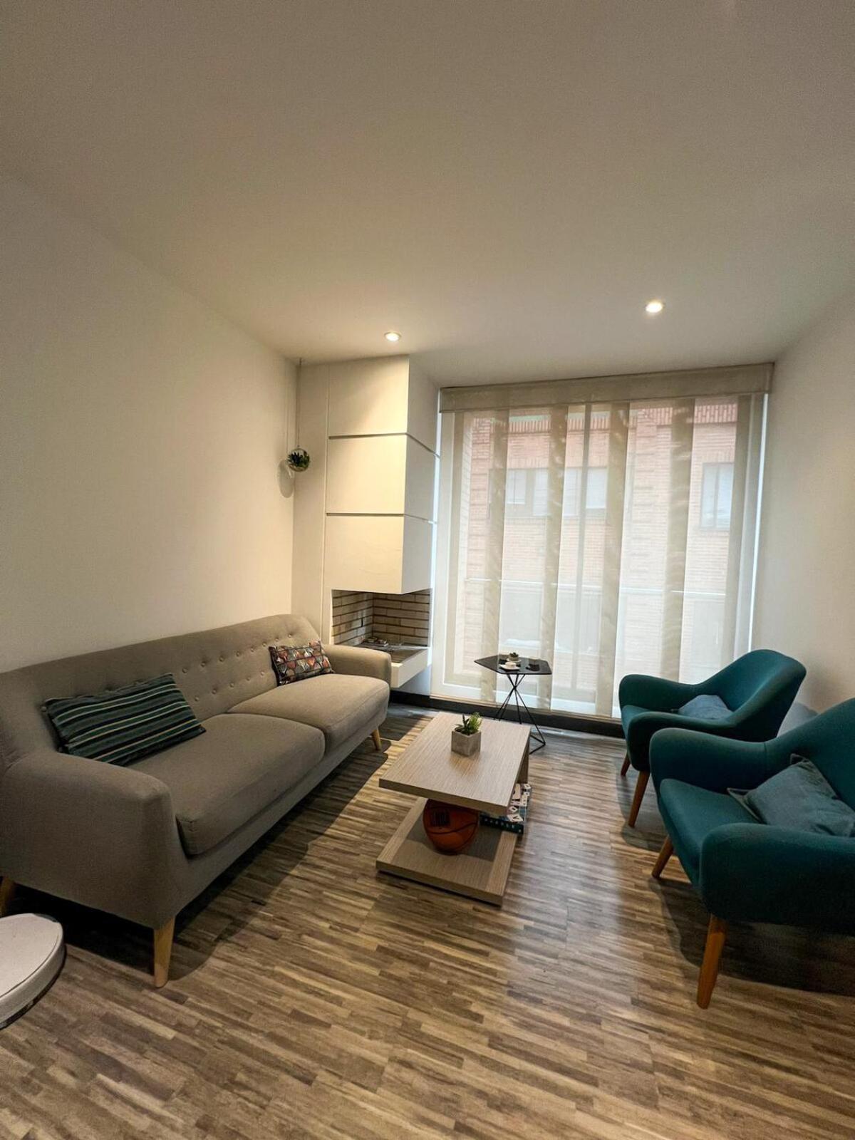 Comfortable Near Unicentro Apartment *